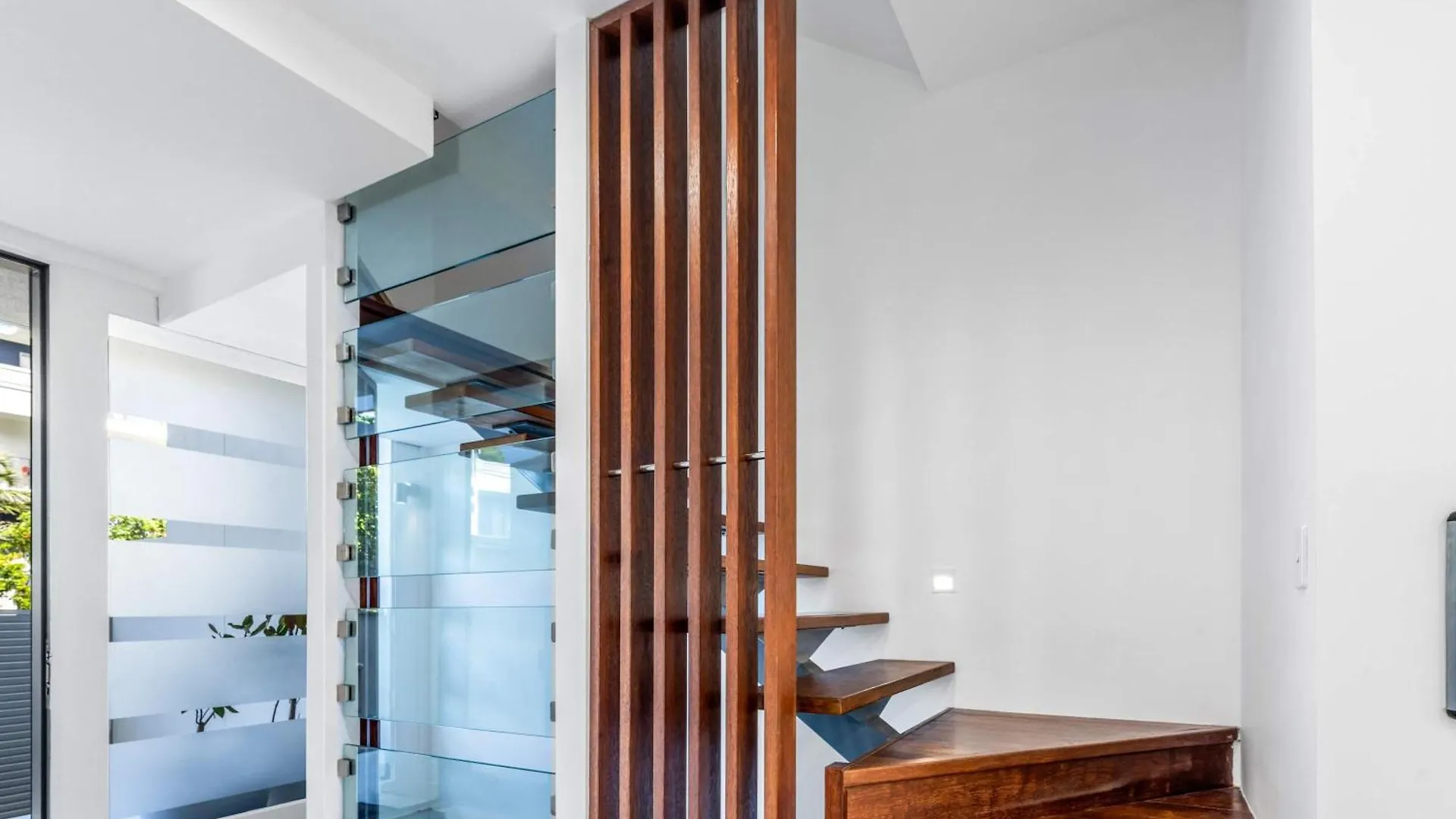 Absolute By Khove Villa Gold Coast