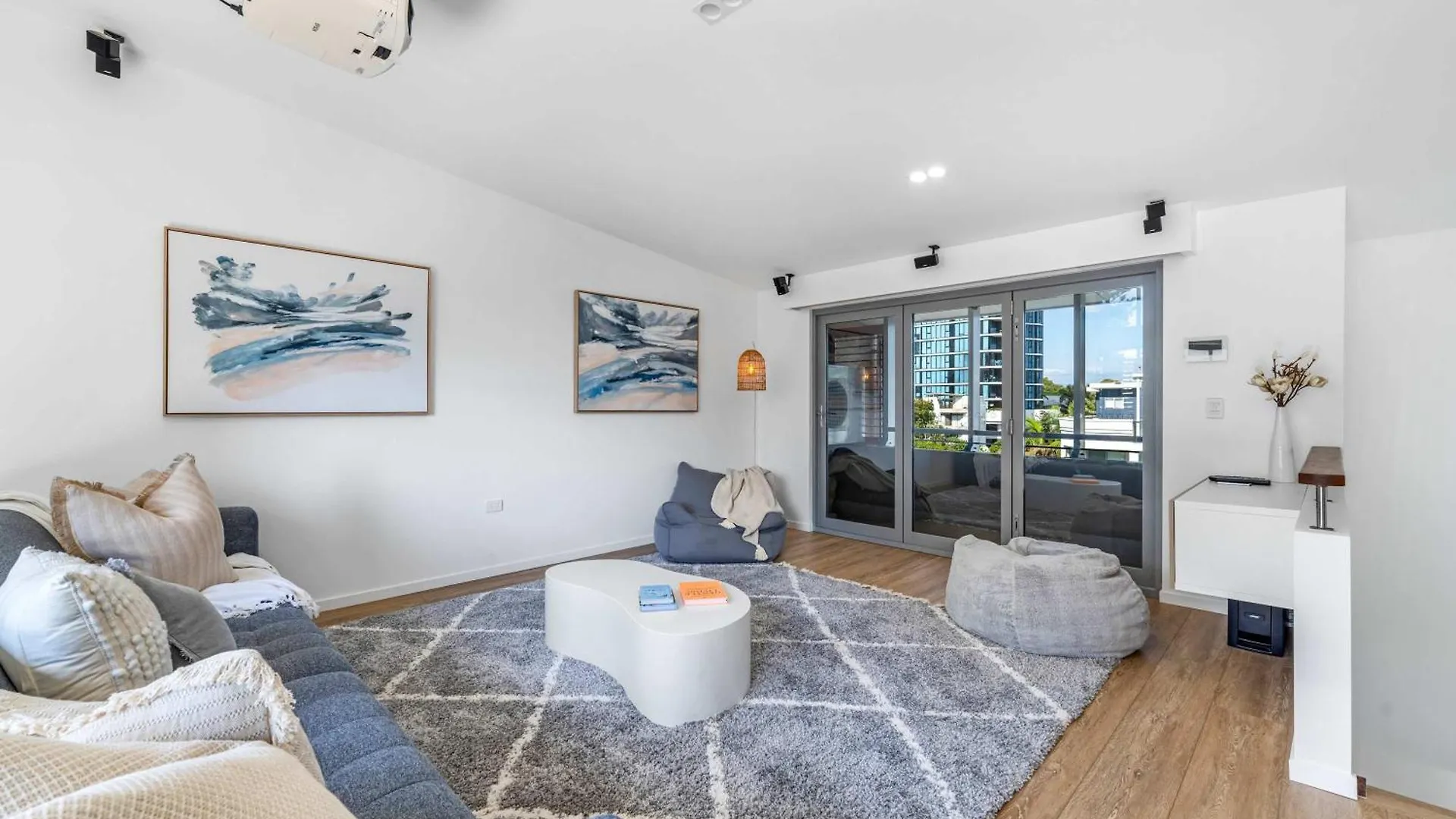 Absolute By Khove Villa Gold Coast